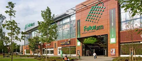 Clifford Chance and Tomsa & Spol Advise on Sale of Futurum Hradec Kralove Shopping Center