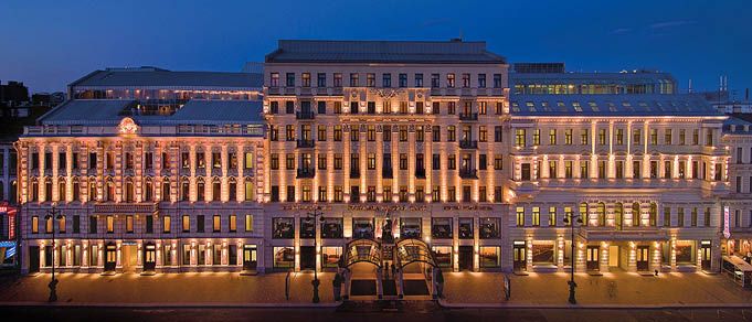 Clifford Chance Advises IHI on Acquisition of Stake in Luxury Hotel and Residences Project in Moscow