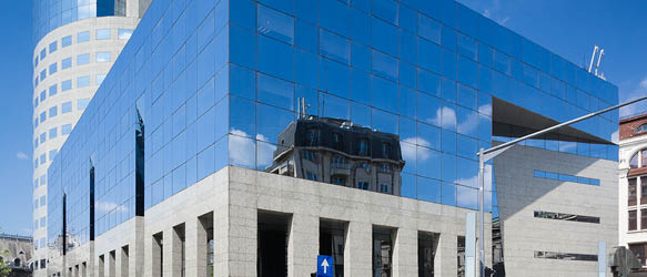 NNDKP and PeliPartners Advise on BCR's Sale of Bucharest Financial Plaza to Immofinanz